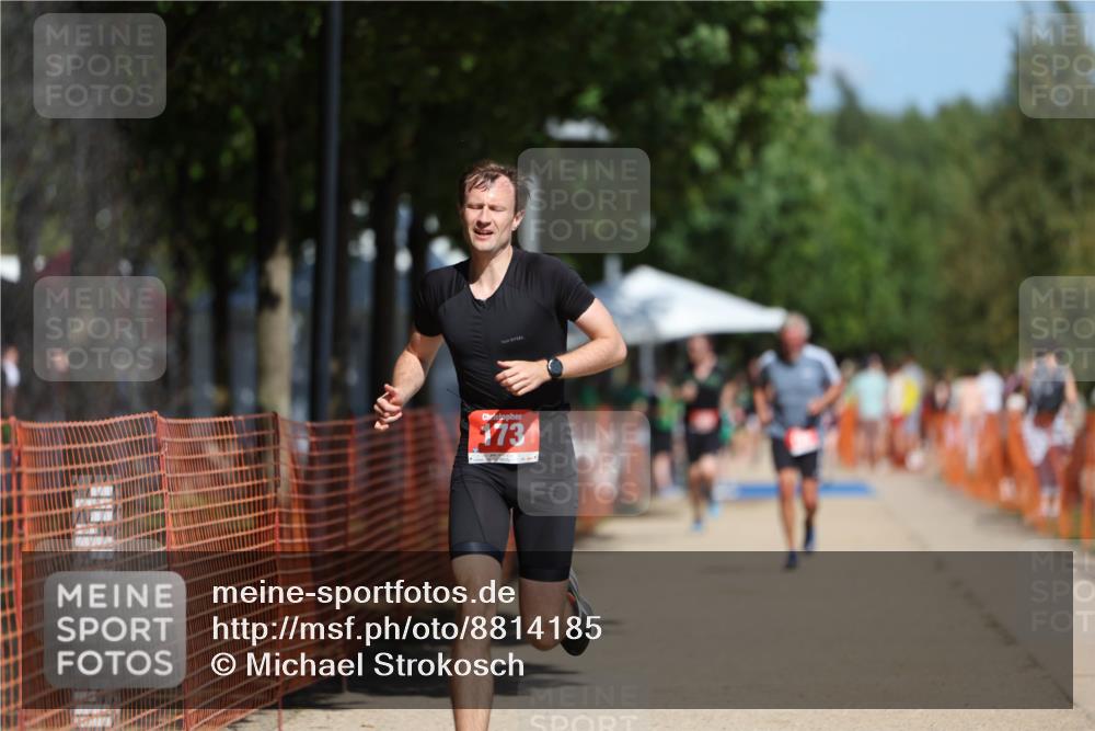 07.09.2025 - 19. Norderstedt Triathlon Michael Strokosch http://msf.ph/oto/8814185 07.09.2025 12:53:15 Laufen 173 meine-sportfotos.de