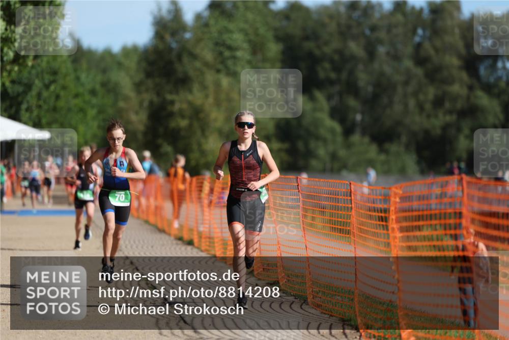 07.09.2025 - 19. Norderstedt Triathlon Michael Strokosch http://msf.ph/oto/8814208 07.09.2025 10:45:11 Laufen 70, 114, 682 meine-sportfotos.de