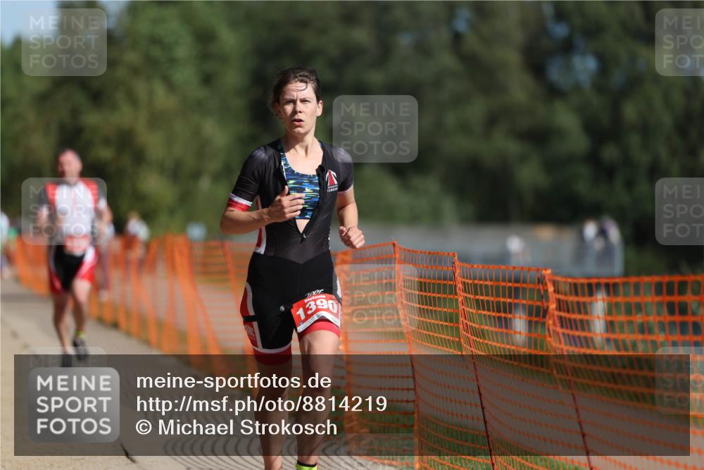 07.09.2025 - 19. Norderstedt Triathlon Michael Strokosch http://msf.ph/oto/8814219 07.09.2025 11:43:44 Laufen 1157, 1196, 1236, 1390 meine-sportfotos.de