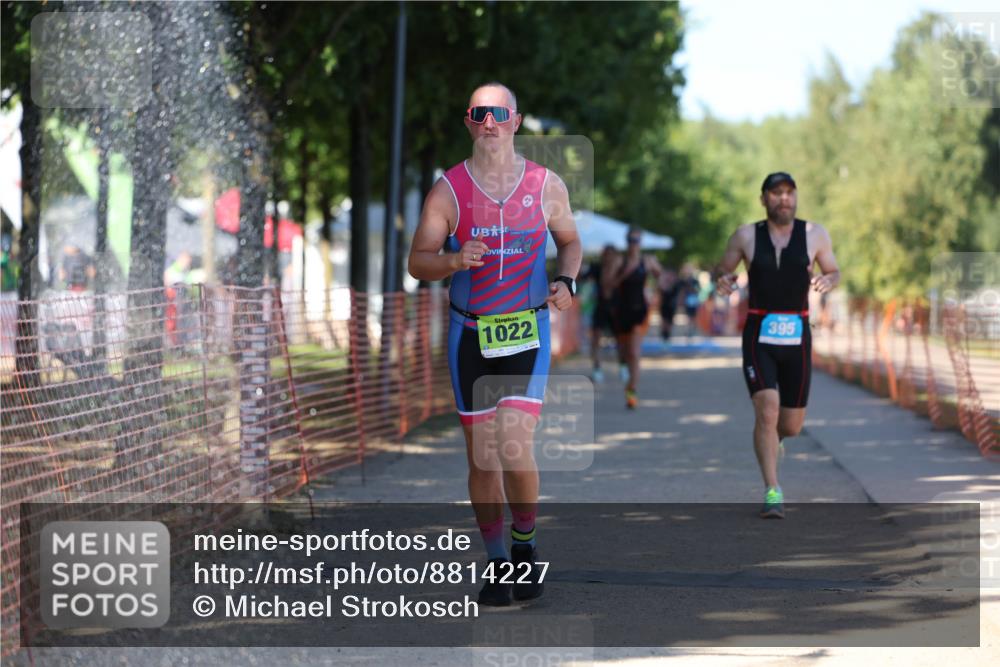 07.09.2025 - 19. Norderstedt Triathlon Michael Strokosch http://msf.ph/oto/8814227 07.09.2025 15:29:38 Laufen 395, 1022, 1434, 1478 meine-sportfotos.de