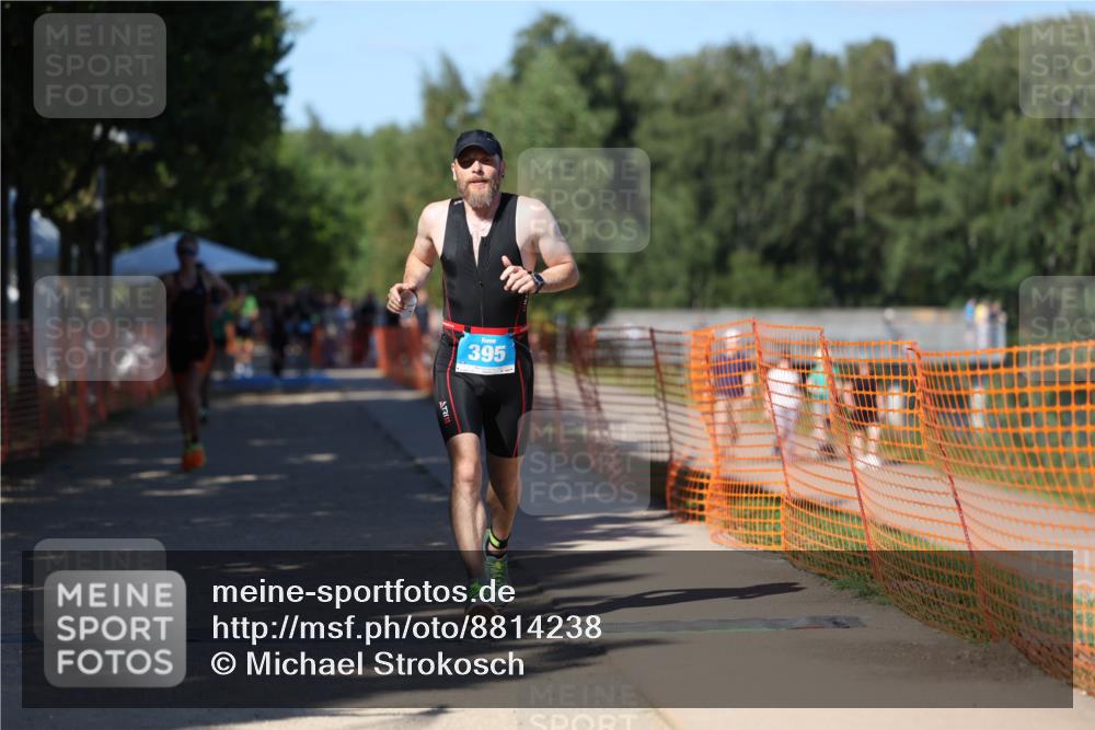 07.09.2025 - 19. Norderstedt Triathlon Michael Strokosch http://msf.ph/oto/8814238 07.09.2025 15:29:39 Laufen 395, 1022, 1434, 1478 meine-sportfotos.de