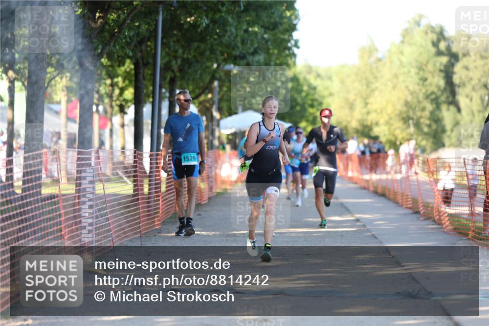 07.09.2025 - 19. Norderstedt Triathlon Michael Strokosch http://msf.ph/oto/8814242 07.09.2025 16:27:05 Laufen 407, 1073, 1529, 1562, 1610 meine-sportfotos.de