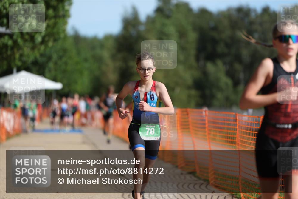 07.09.2025 - 19. Norderstedt Triathlon Michael Strokosch http://msf.ph/oto/8814272 07.09.2025 10:45:14 Laufen 70, 114, 682 meine-sportfotos.de