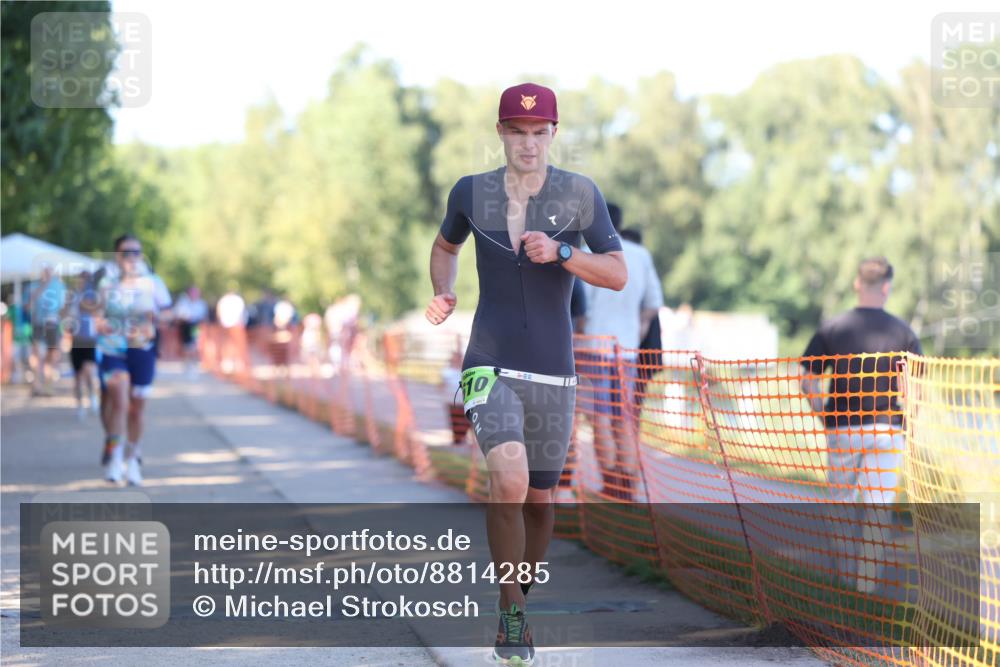 07.09.2025 - 19. Norderstedt Triathlon Michael Strokosch http://msf.ph/oto/8814285 07.09.2025 16:27:08 Laufen 407, 1073, 1529, 1562, 1610 meine-sportfotos.de