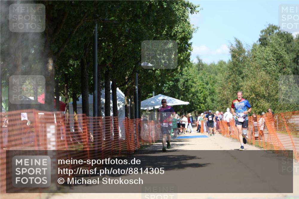 07.09.2025 - 19. Norderstedt Triathlon Michael Strokosch http://msf.ph/oto/8814305 07.09.2025 13:34:09 Laufen 311, 343, 750 meine-sportfotos.de