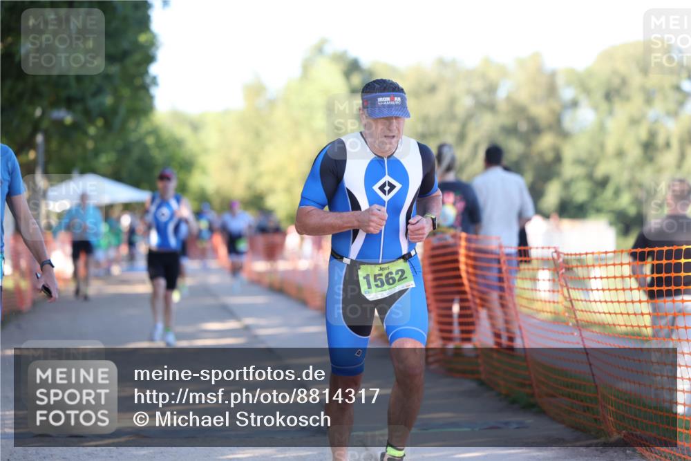 07.09.2025 - 19. Norderstedt Triathlon Michael Strokosch http://msf.ph/oto/8814317 07.09.2025 16:27:13 Laufen 407, 1529, 1562, 1567, 1610 meine-sportfotos.de