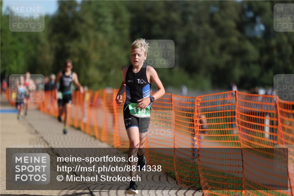 07.09.2025 - 19. Norderstedt Triathlon Michael Strokosch http://msf.ph/oto/8814338 07.09.2025 10:45:17 Laufen 70, 114, 668, 682 meine-sportfotos.de