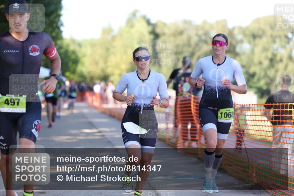 07.09.2025 - 19. Norderstedt Triathlon Michael Strokosch http://msf.ph/oto/8814347 07.09.2025 16:27:22 Laufen 421, 497, 1068, 1070 meine-sportfotos.de