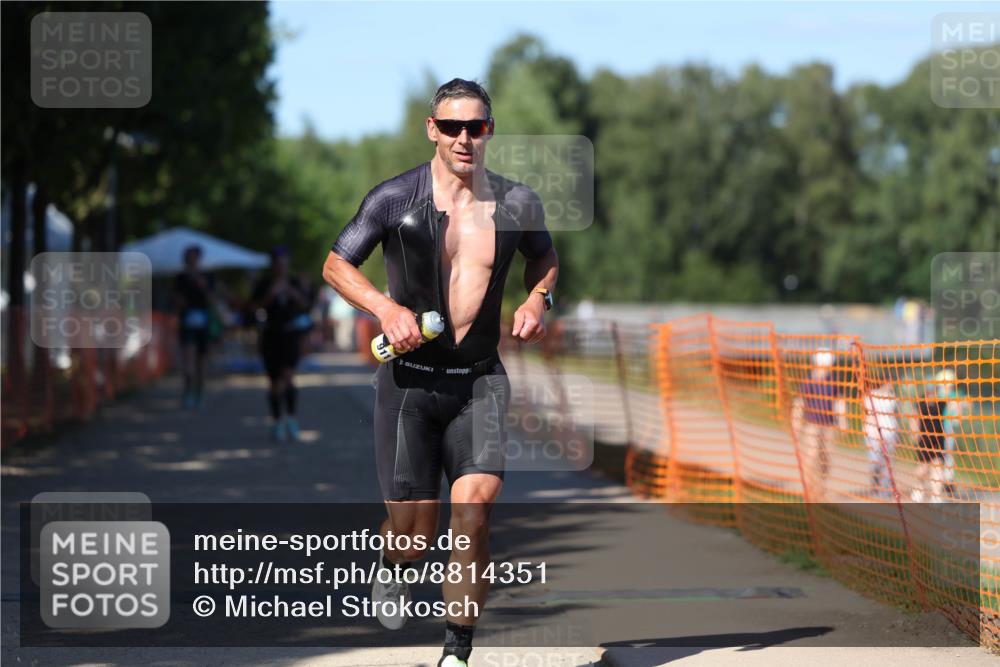 07.09.2025 - 19. Norderstedt Triathlon Michael Strokosch http://msf.ph/oto/8814351 07.09.2025 15:29:50 Laufen 911, 1414 meine-sportfotos.de