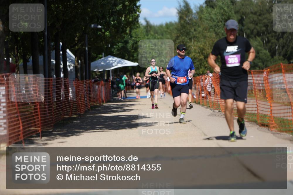 07.09.2025 - 19. Norderstedt Triathlon Michael Strokosch http://msf.ph/oto/8814355 07.09.2025 13:34:32 Laufen 197, 355 meine-sportfotos.de