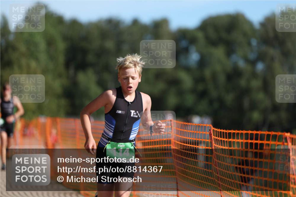 07.09.2025 - 19. Norderstedt Triathlon Michael Strokosch http://msf.ph/oto/8814367 07.09.2025 10:45:18 Laufen 70, 114, 668, 682 meine-sportfotos.de
