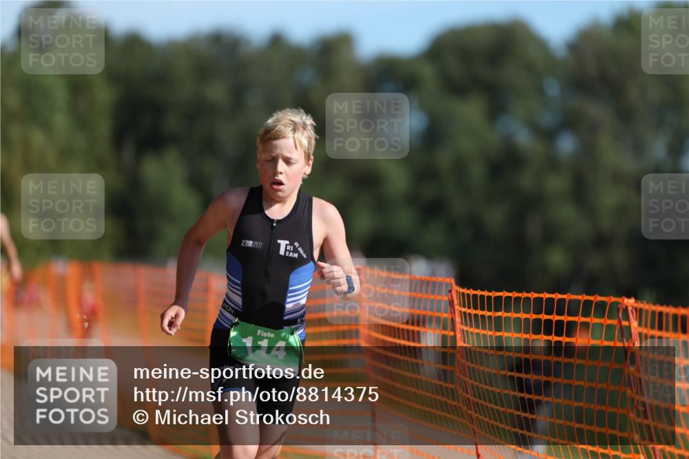 07.09.2025 - 19. Norderstedt Triathlon Michael Strokosch http://msf.ph/oto/8814375 07.09.2025 10:45:18 Laufen 70, 114, 668, 682 meine-sportfotos.de
