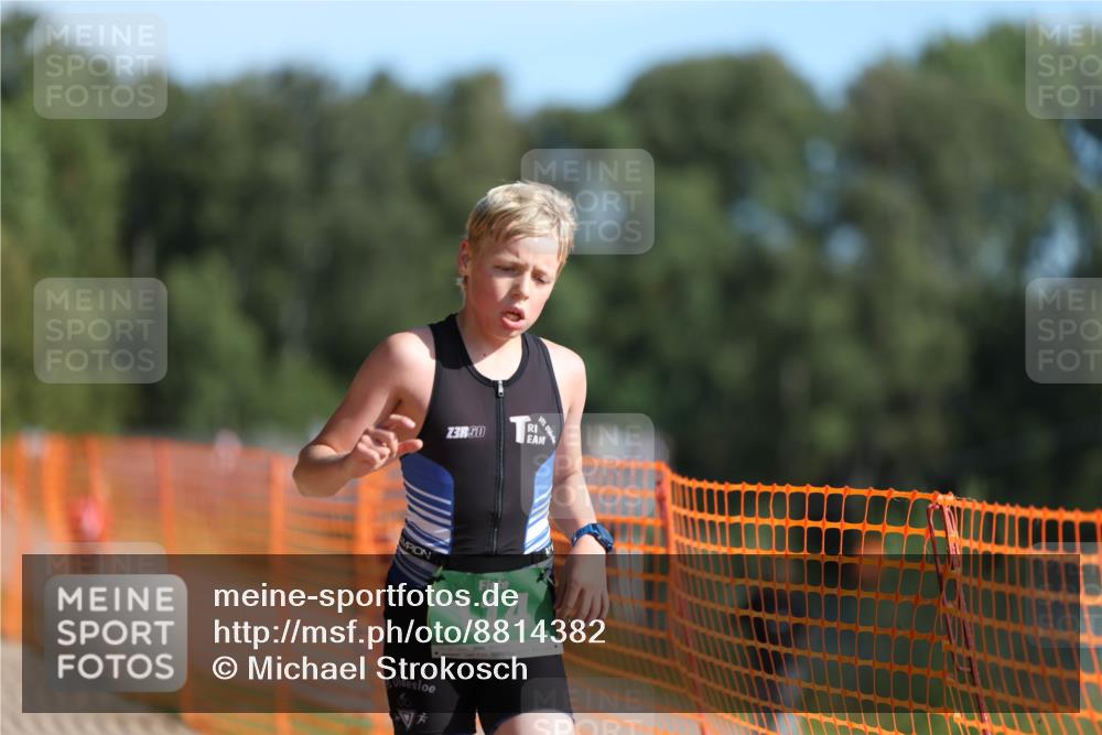 07.09.2025 - 19. Norderstedt Triathlon Michael Strokosch http://msf.ph/oto/8814382 07.09.2025 10:45:18 Laufen 70, 114, 668, 682 meine-sportfotos.de
