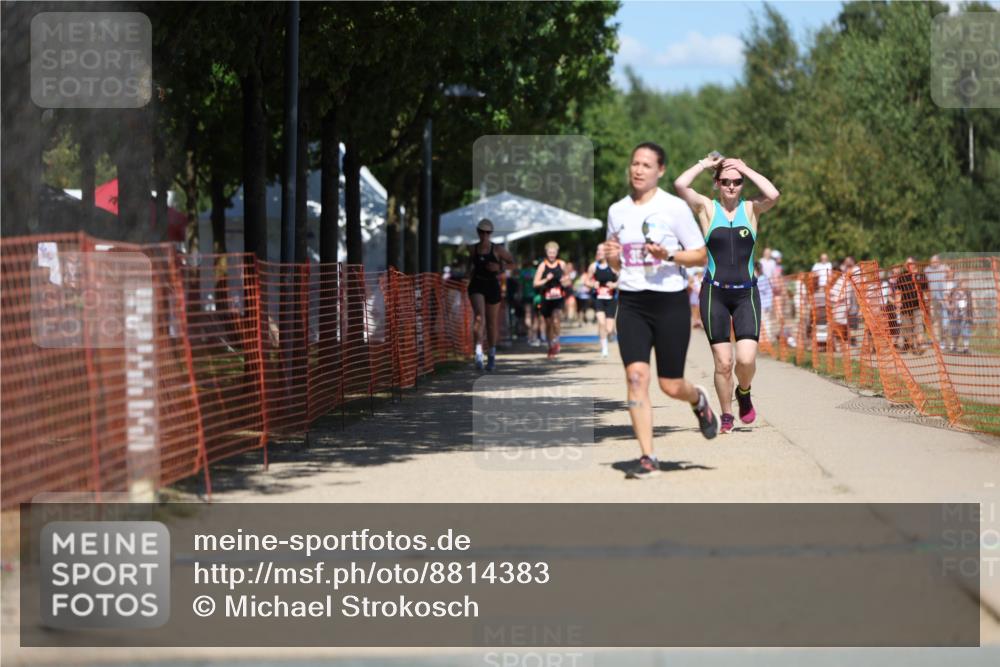 07.09.2025 - 19. Norderstedt Triathlon Michael Strokosch http://msf.ph/oto/8814383 07.09.2025 13:34:38 Laufen 197, 240, 352, 355 meine-sportfotos.de