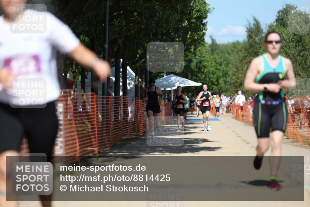 07.09.2025 - 19. Norderstedt Triathlon Michael Strokosch http://msf.ph/oto/8814425 07.09.2025 13:34:42 Laufen 240, 272, 352 meine-sportfotos.de
