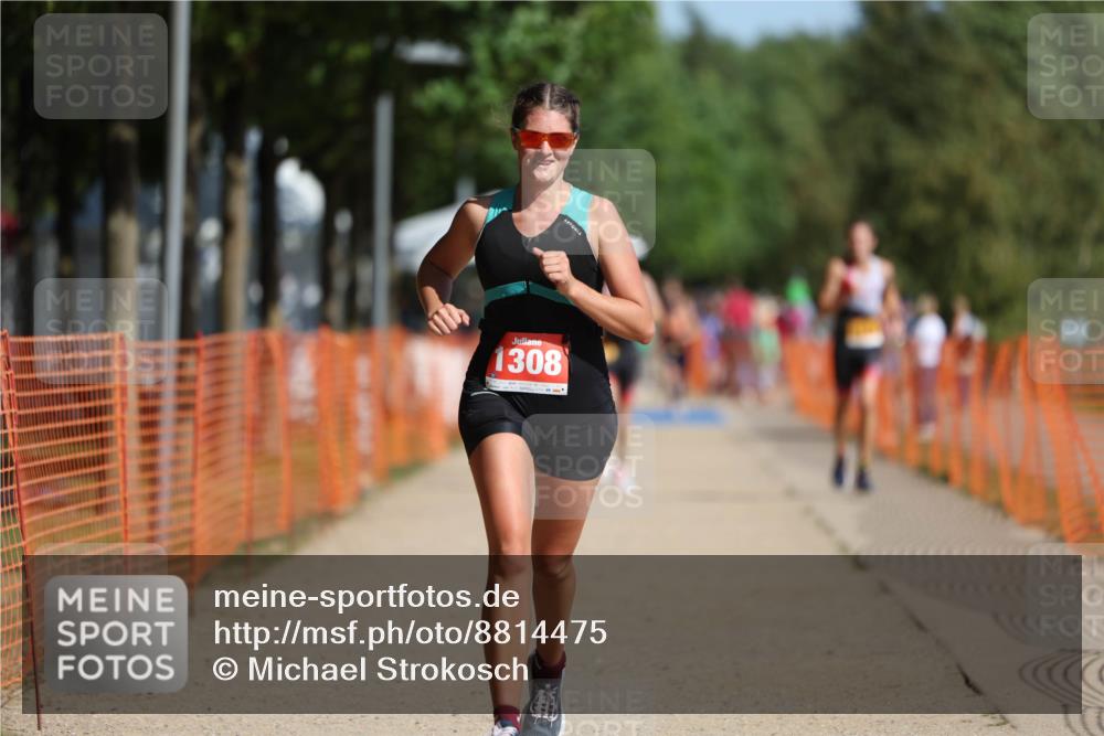 07.09.2025 - 19. Norderstedt Triathlon Michael Strokosch http://msf.ph/oto/8814475 07.09.2025 11:43:56 Laufen 1174, 1308 meine-sportfotos.de