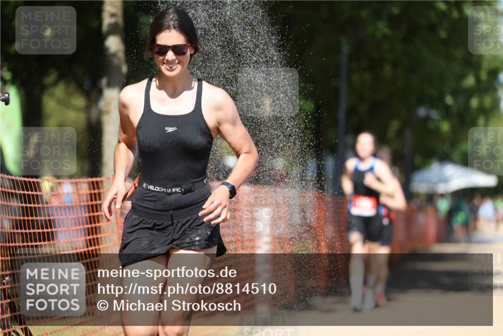07.09.2025 - 19. Norderstedt Triathlon Michael Strokosch http://msf.ph/oto/8814510 07.09.2025 13:34:50 Laufen 175, 272, 1374 meine-sportfotos.de