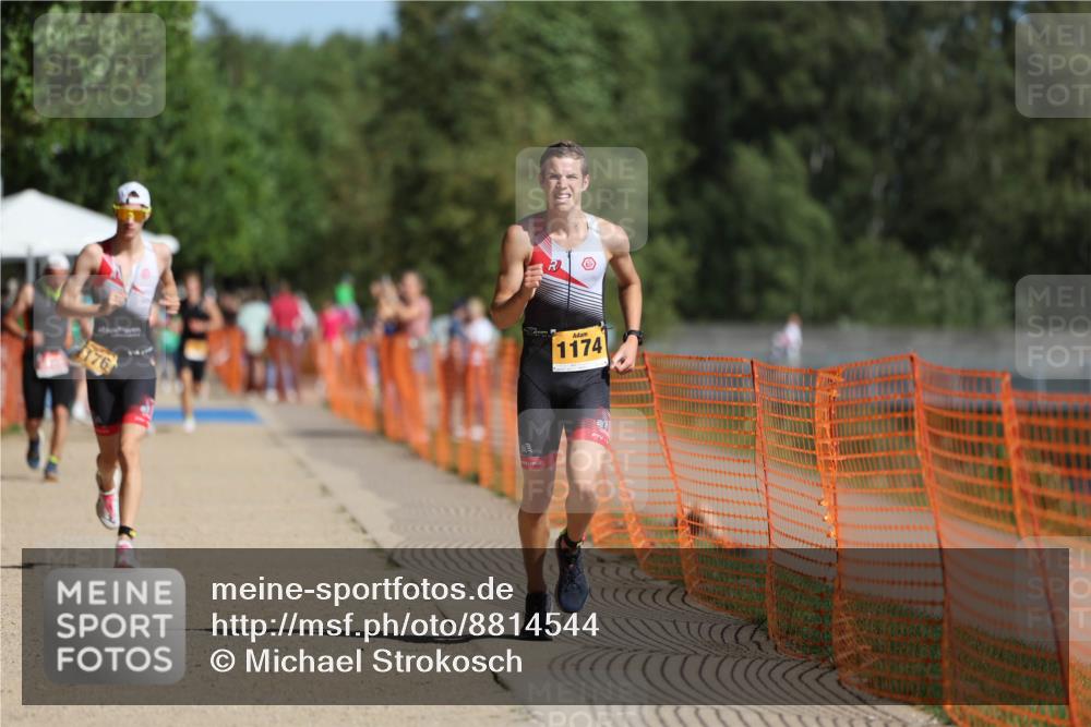 07.09.2025 - 19. Norderstedt Triathlon Michael Strokosch http://msf.ph/oto/8814544 07.09.2025 11:44:00 Laufen 1174, 1176, 1308 meine-sportfotos.de