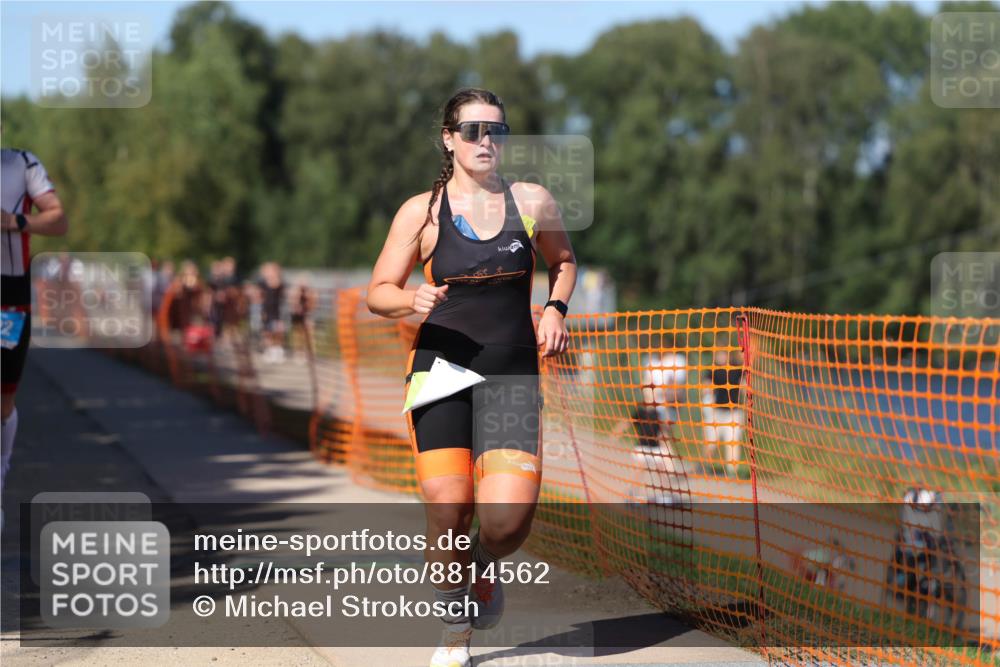 07.09.2025 - 19. Norderstedt Triathlon Michael Strokosch http://msf.ph/oto/8814562 07.09.2025 15:30:11 Laufen 374, 460, 1032 meine-sportfotos.de