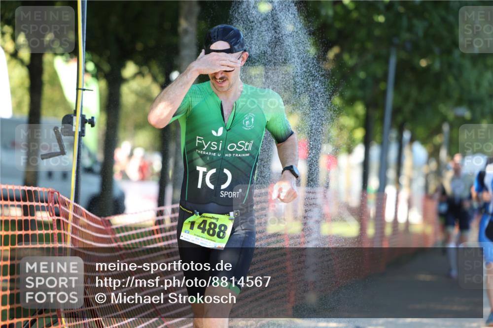 07.09.2025 - 19. Norderstedt Triathlon Michael Strokosch http://msf.ph/oto/8814567 07.09.2025 16:28:01 Laufen 406, 487, 515, 883, 1057, 1105, 1422, 1575, 1604 meine-sportfotos.de