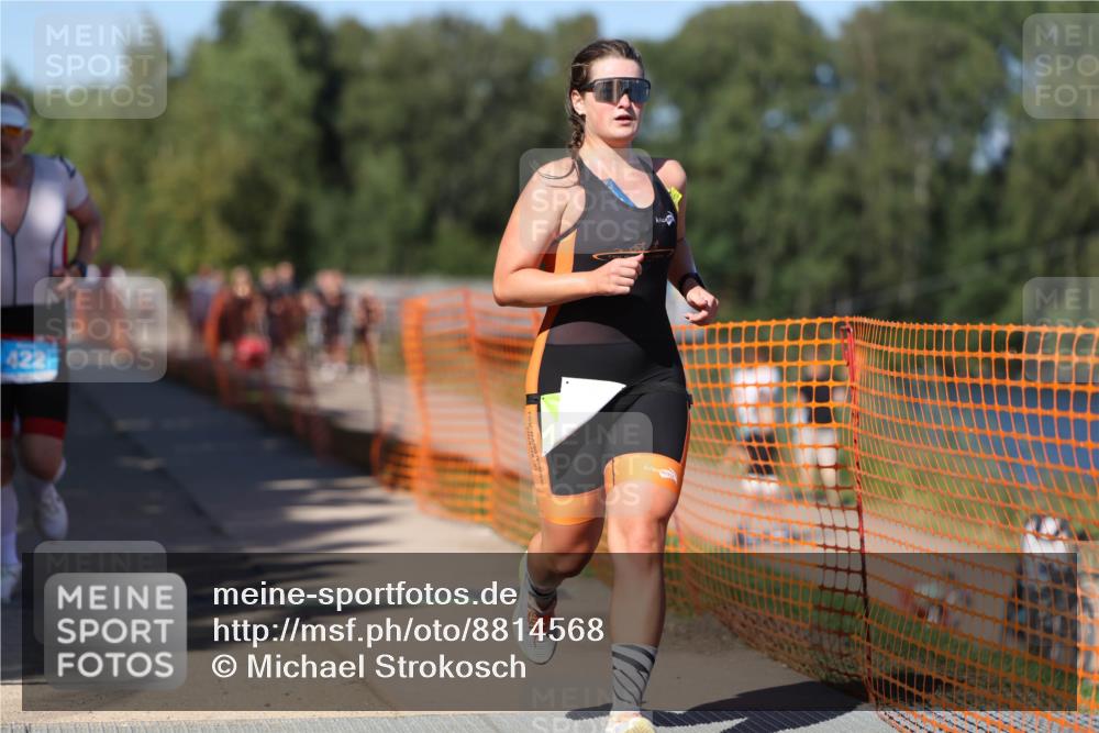 07.09.2025 - 19. Norderstedt Triathlon Michael Strokosch http://msf.ph/oto/8814568 07.09.2025 15:30:11 Laufen 374, 460, 1032 meine-sportfotos.de