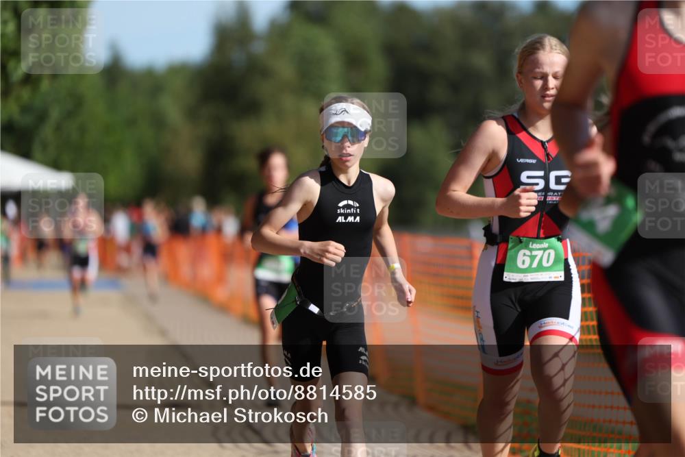 07.09.2025 - 19. Norderstedt Triathlon Michael Strokosch http://msf.ph/oto/8814585 07.09.2025 10:45:30 Laufen 57, 89, 104, 669, 670 meine-sportfotos.de