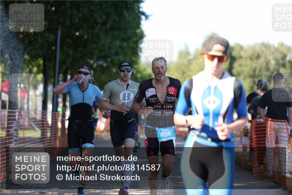 07.09.2025 - 19. Norderstedt Triathlon Michael Strokosch http://msf.ph/oto/8814587 07.09.2025 16:28:04 Laufen 406, 487, 515, 883, 909, 1057, 1105, 1422, 1554, 1560, 1575 meine-sportfotos.de