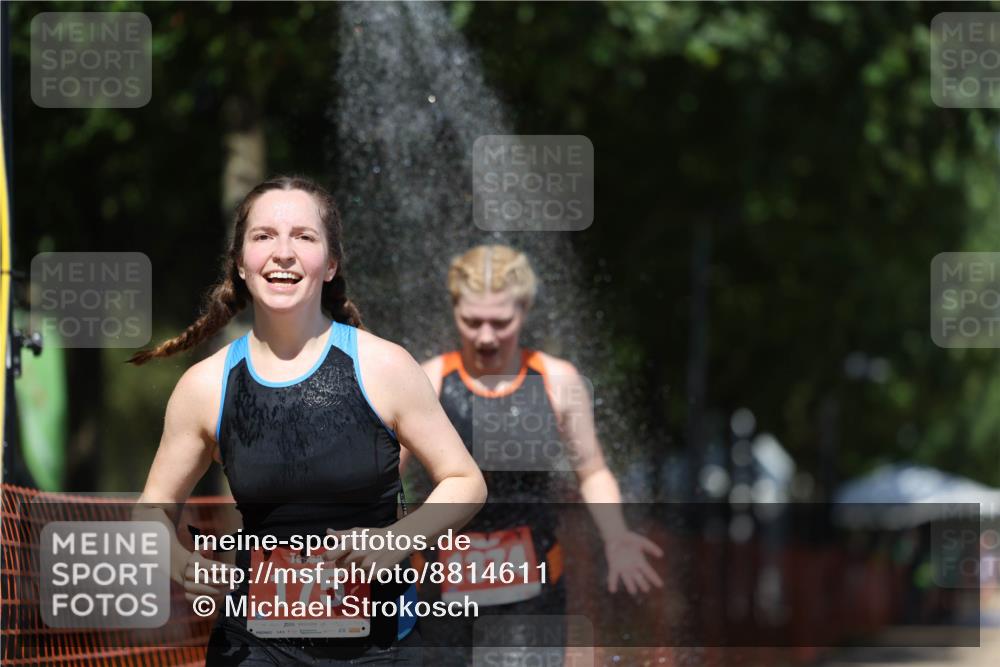 07.09.2025 - 19. Norderstedt Triathlon Michael Strokosch http://msf.ph/oto/8814611 07.09.2025 13:34:54 Laufen 175, 1374 meine-sportfotos.de