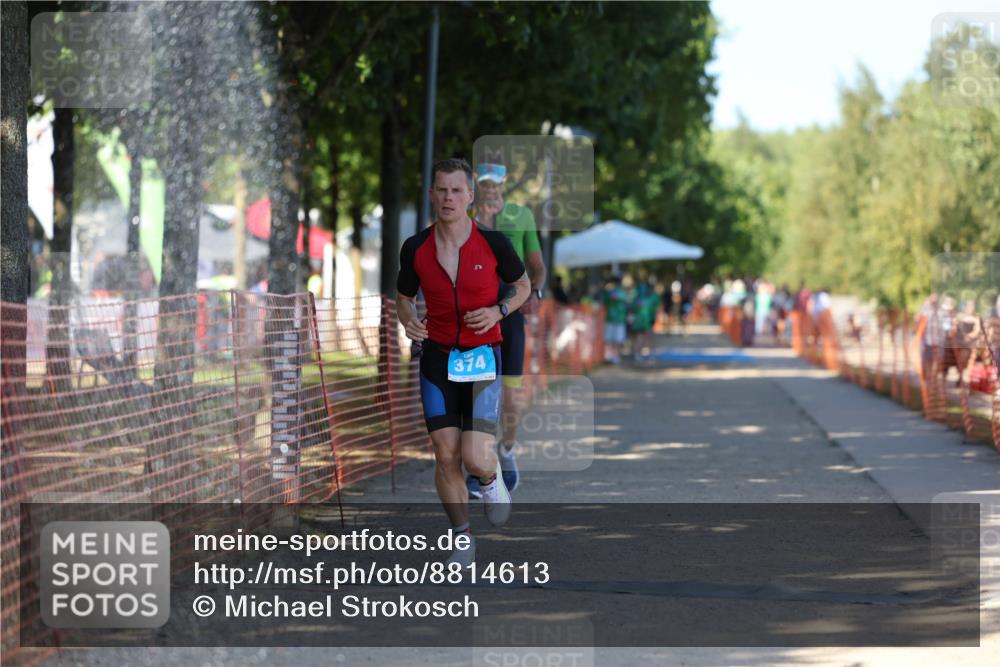 07.09.2025 - 19. Norderstedt Triathlon Michael Strokosch http://msf.ph/oto/8814613 07.09.2025 15:30:15 Laufen 374, 460, 1032 meine-sportfotos.de