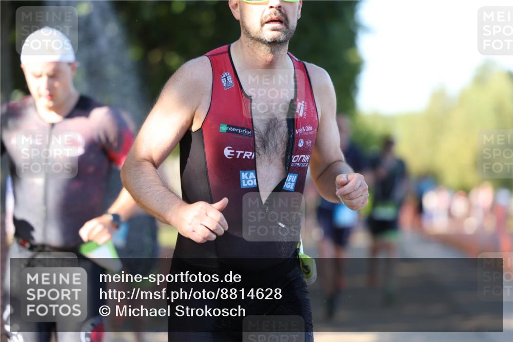 07.09.2025 - 19. Norderstedt Triathlon Michael Strokosch http://msf.ph/oto/8814628 07.09.2025 16:28:10 Laufen 487, 507, 909, 947, 1105, 1422, 1554, 1560, 1575 meine-sportfotos.de