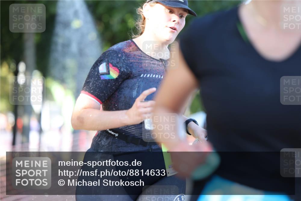 07.09.2025 - 19. Norderstedt Triathlon Michael Strokosch http://msf.ph/oto/8814633 07.09.2025 16:28:13 Laufen 487, 507, 909, 947, 1405, 1422, 1554, 1560, 1625 meine-sportfotos.de