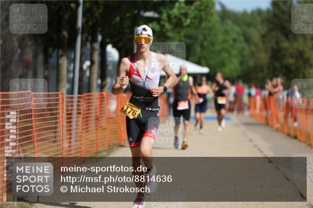 07.09.2025 - 19. Norderstedt Triathlon Michael Strokosch http://msf.ph/oto/8814636 07.09.2025 11:44:03 Laufen 1174, 1176, 1219 meine-sportfotos.de