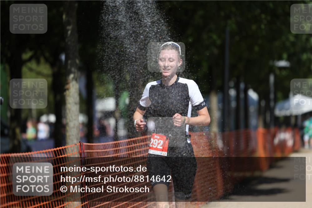 07.09.2025 - 19. Norderstedt Triathlon Michael Strokosch http://msf.ph/oto/8814642 07.09.2025 12:55:11 Laufen 292 meine-sportfotos.de
