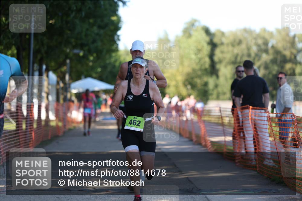 07.09.2025 - 19. Norderstedt Triathlon Michael Strokosch http://msf.ph/oto/8814678 07.09.2025 16:28:19 Laufen 933, 1044, 1405, 1585, 1625 meine-sportfotos.de