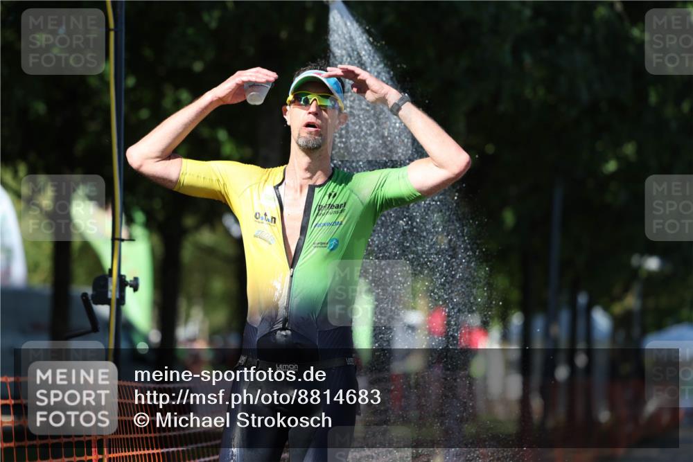 07.09.2025 - 19. Norderstedt Triathlon Michael Strokosch http://msf.ph/oto/8814683 07.09.2025 15:30:22 Laufen 1032 meine-sportfotos.de