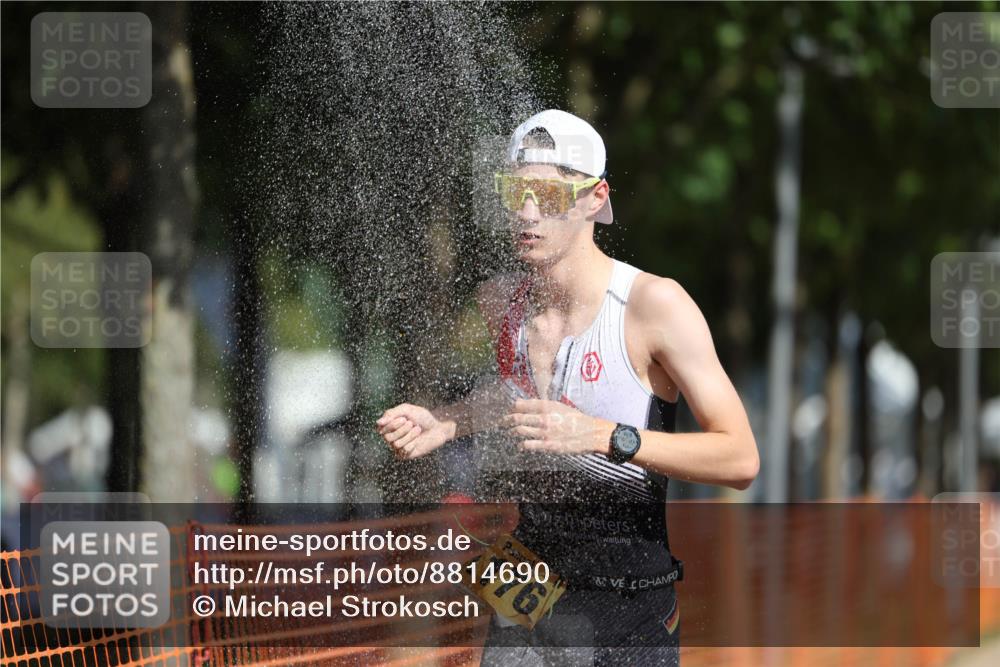 07.09.2025 - 19. Norderstedt Triathlon Michael Strokosch http://msf.ph/oto/8814690 07.09.2025 11:44:06 Laufen 1174, 1176, 1195, 1203, 1219 meine-sportfotos.de