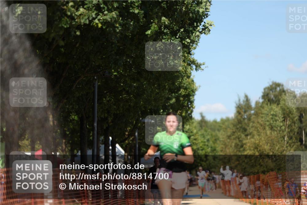 07.09.2025 - 19. Norderstedt Triathlon Michael Strokosch http://msf.ph/oto/8814700 07.09.2025 13:35:13 Laufen 327, 332, 334, 1298 meine-sportfotos.de