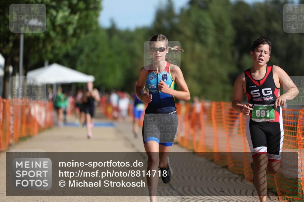 07.09.2025 - 19. Norderstedt Triathlon Michael Strokosch http://msf.ph/oto/8814718 07.09.2025 10:45:39 Laufen 76, 691 meine-sportfotos.de
