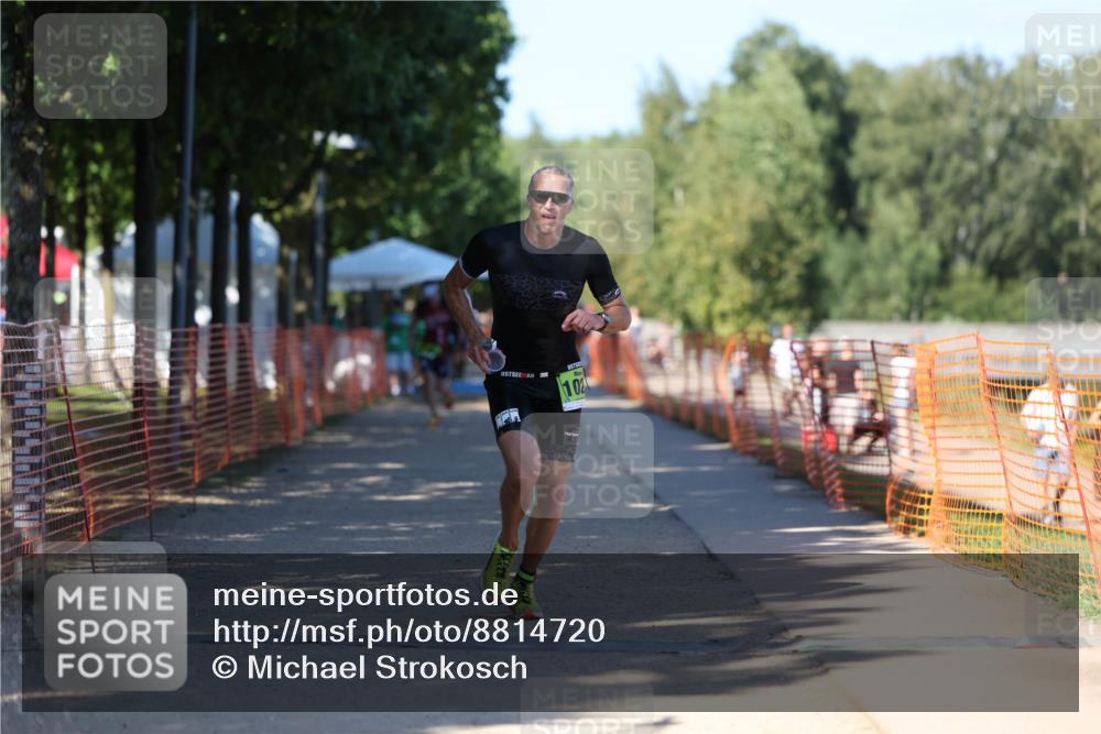 07.09.2025 - 19. Norderstedt Triathlon Michael Strokosch http://msf.ph/oto/8814720 07.09.2025 15:30:51 Laufen 410, 1026 meine-sportfotos.de