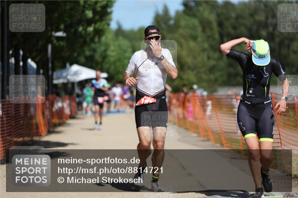 07.09.2025 - 19. Norderstedt Triathlon Michael Strokosch http://msf.ph/oto/8814721 07.09.2025 12:55:24 Laufen 187, 1392 meine-sportfotos.de