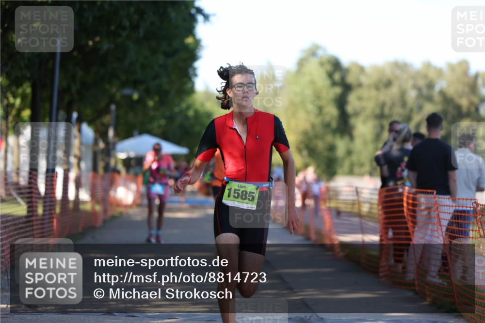 07.09.2025 - 19. Norderstedt Triathlon Michael Strokosch http://msf.ph/oto/8814723 07.09.2025 16:28:24 Laufen 933, 1044, 1405, 1585 meine-sportfotos.de