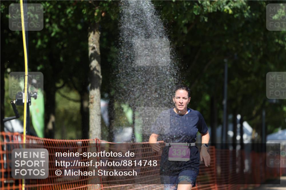 07.09.2025 - 19. Norderstedt Triathlon Michael Strokosch http://msf.ph/oto/8814748 07.09.2025 13:35:20 Laufen 331, 334 meine-sportfotos.de