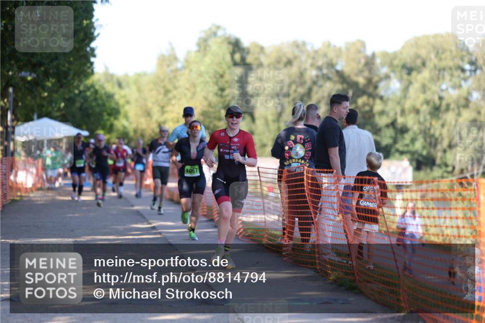 07.09.2025 - 19. Norderstedt Triathlon Michael Strokosch http://msf.ph/oto/8814794 07.09.2025 16:28:53 Laufen 405, 1060, 1067, 1412, 1473 meine-sportfotos.de