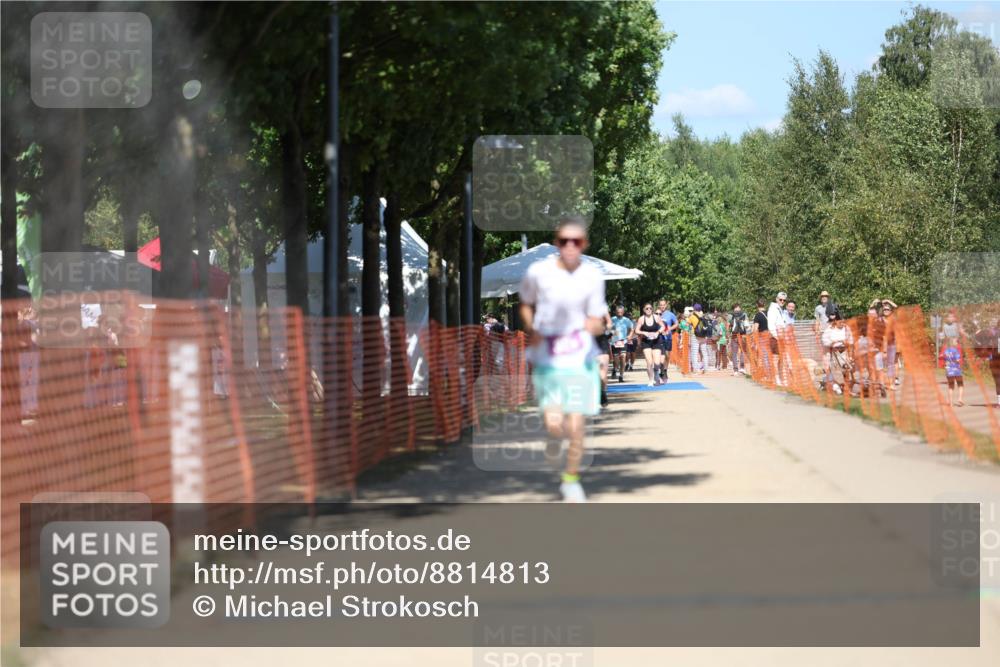 07.09.2025 - 19. Norderstedt Triathlon Michael Strokosch http://msf.ph/oto/8814813 07.09.2025 13:35:25 Laufen 331 meine-sportfotos.de
