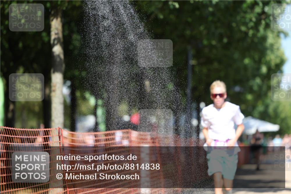 07.09.2025 - 19. Norderstedt Triathlon Michael Strokosch http://msf.ph/oto/8814838 07.09.2025 13:35:27 Laufen 331 meine-sportfotos.de