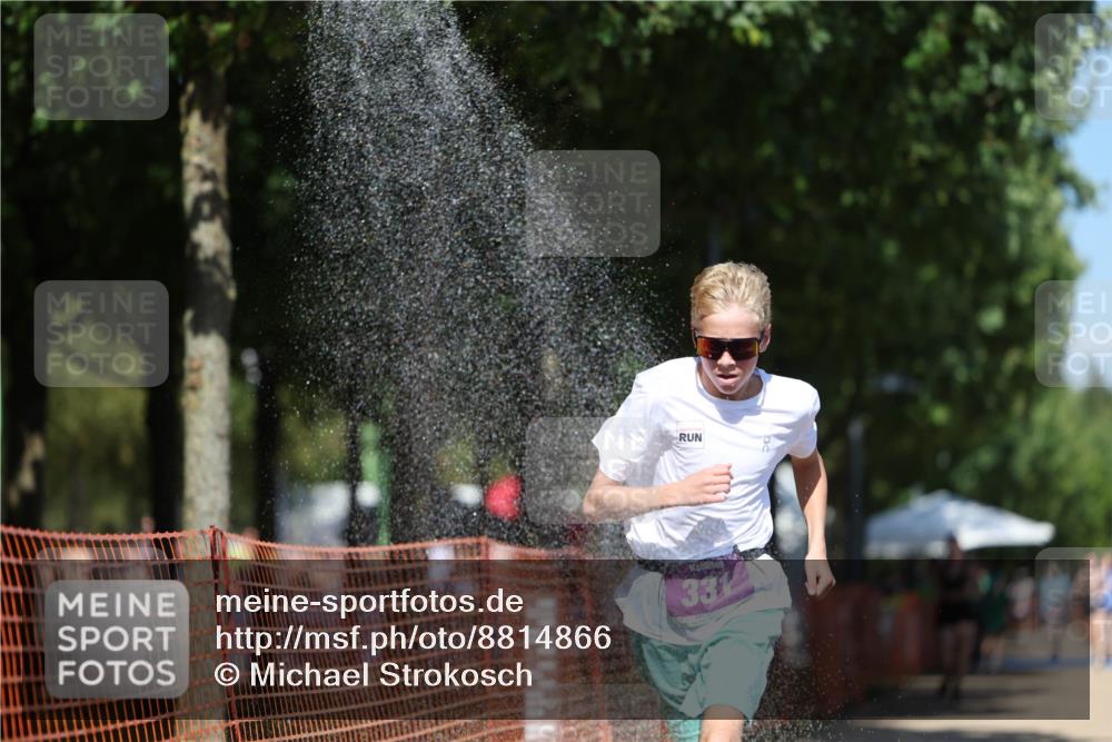 07.09.2025 - 19. Norderstedt Triathlon Michael Strokosch http://msf.ph/oto/8814866 07.09.2025 13:35:28 Laufen 331 meine-sportfotos.de