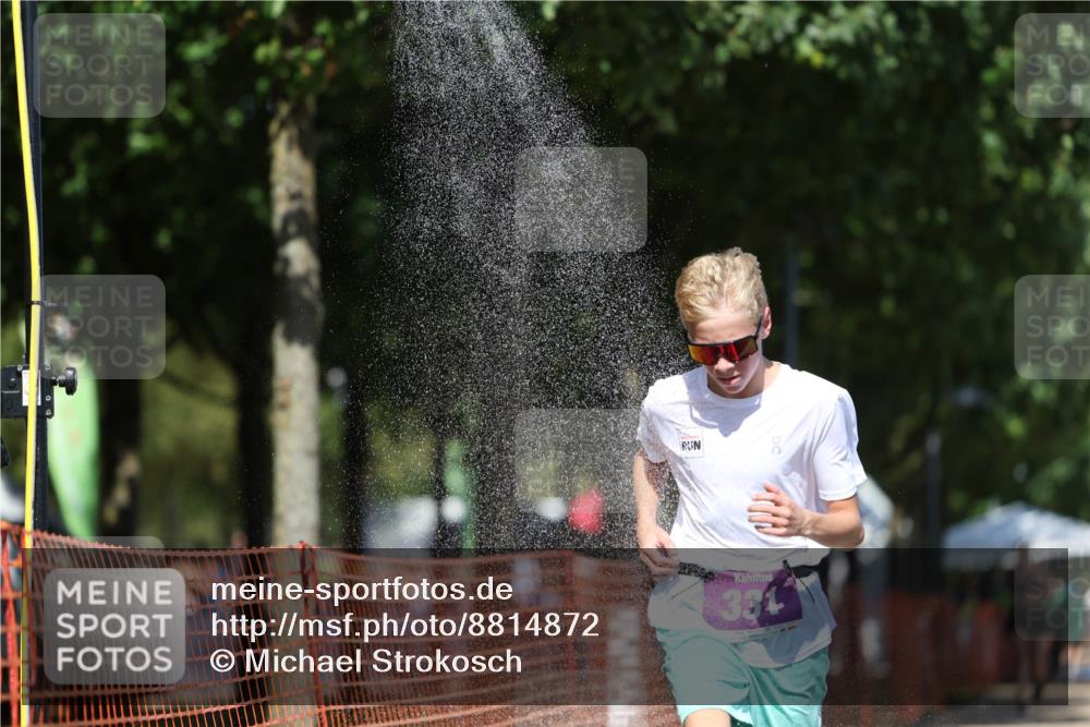 07.09.2025 - 19. Norderstedt Triathlon Michael Strokosch http://msf.ph/oto/8814872 07.09.2025 13:35:29 Laufen 331 meine-sportfotos.de