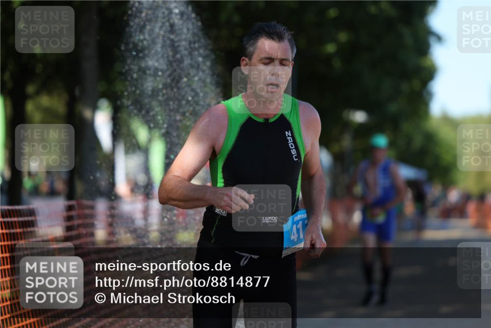 07.09.2025 - 19. Norderstedt Triathlon Michael Strokosch http://msf.ph/oto/8814877 07.09.2025 15:31:22 Laufen 400, 417, 967 meine-sportfotos.de