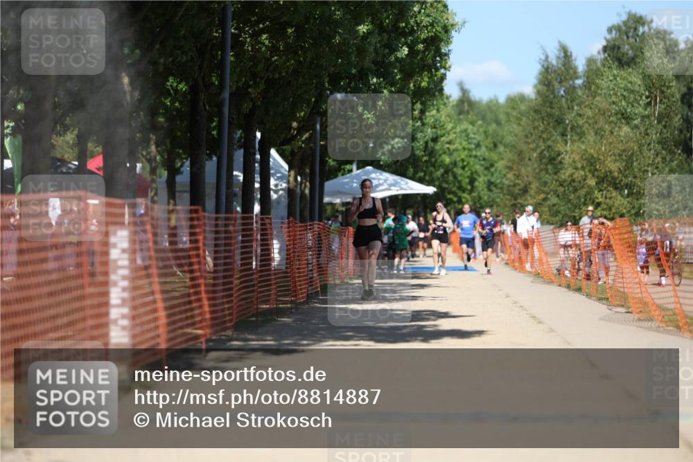 07.09.2025 - 19. Norderstedt Triathlon Michael Strokosch http://msf.ph/oto/8814887 07.09.2025 13:35:30 Laufen 331 meine-sportfotos.de