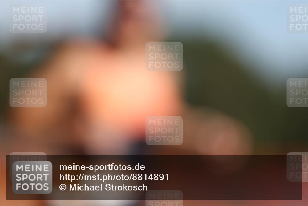 07.09.2025 - 19. Norderstedt Triathlon Michael Strokosch http://msf.ph/oto/8814891 07.09.2025 11:44:15 Laufen 1195, 1203, 1219 meine-sportfotos.de